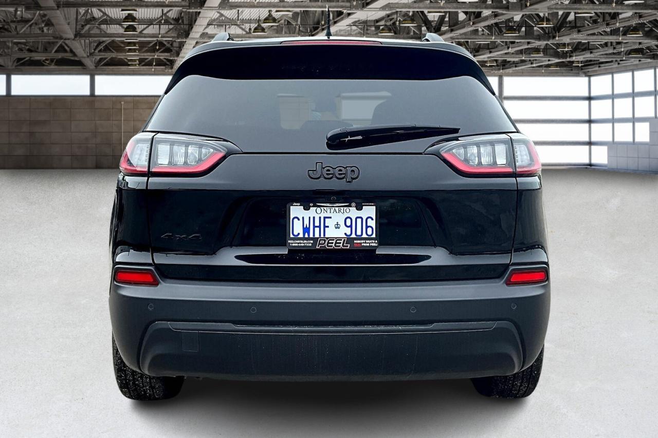 2023 Jeep Cherokee Altitude | Elite Grp | Panoroof | Safety|DEMO|SAVE Photo3