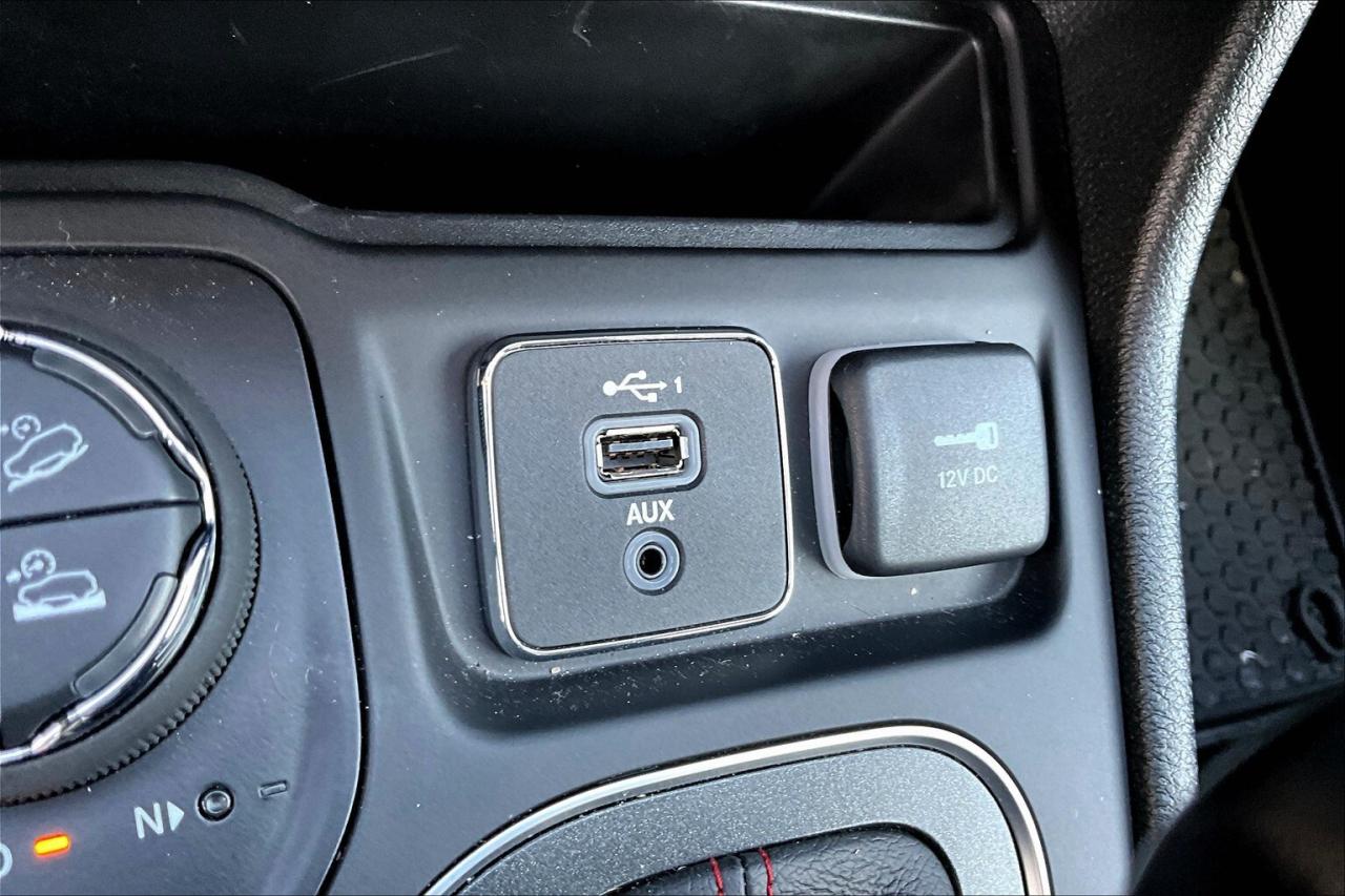 12386652