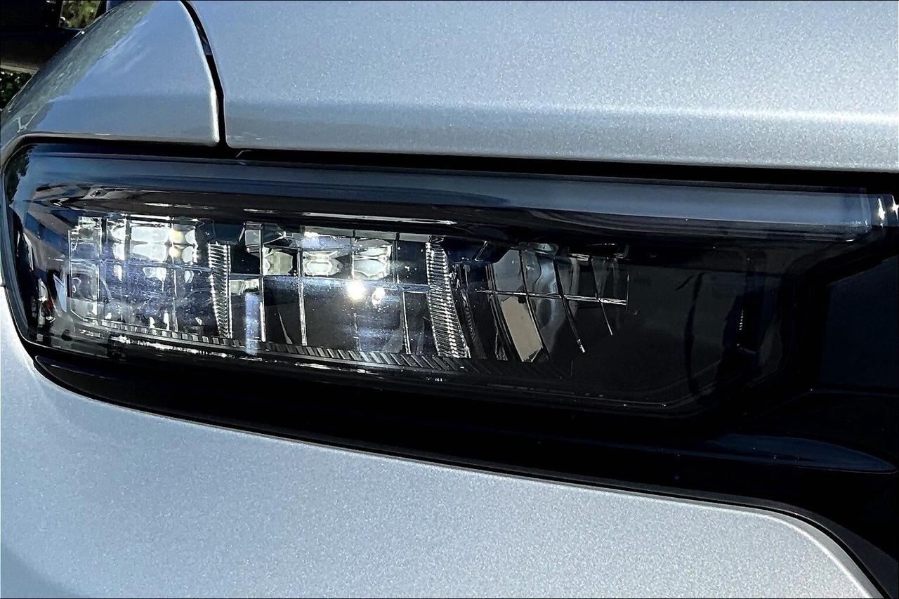 2023 Jeep Grand Cherokee 4xe Trailhawk | Vented Leather | Adv Protech|DEMO|SAVE Photo