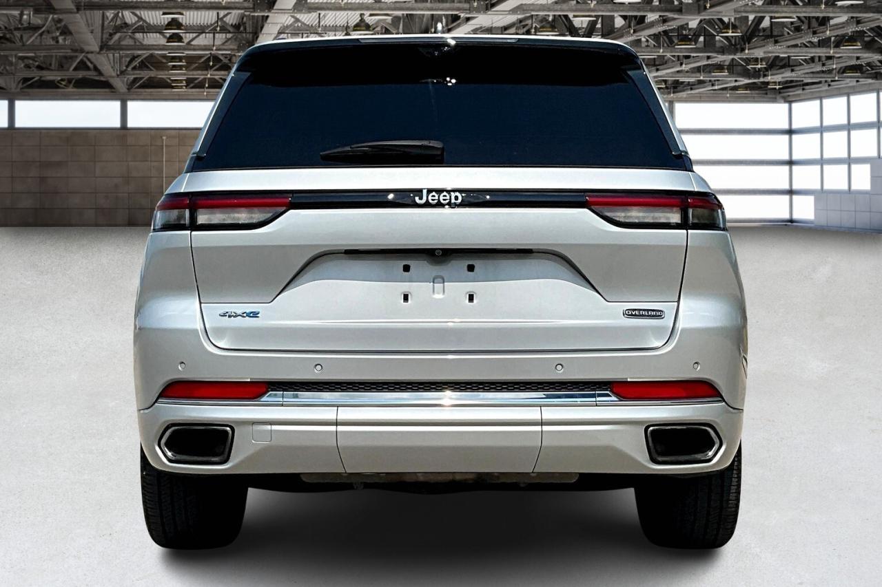 2023 Jeep Grand Cherokee 4xe Overland | Vented Leather | Panoroof | DEMO/SAVE Photo3