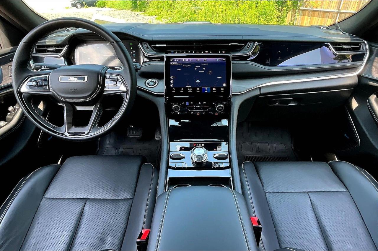 2023 Jeep Grand Cherokee 4xe Overland | Vented Leather | Panoroof | DEMO/SAVE Photo