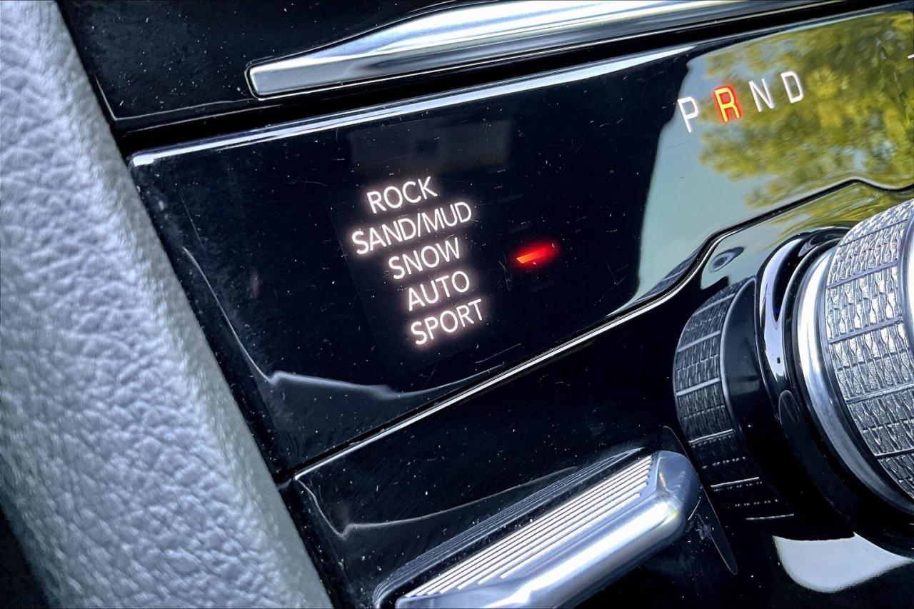 2023 Jeep Grand Cherokee 4xe Overland | Vented Leather | Panoroof | DEMO/SAVE Photo