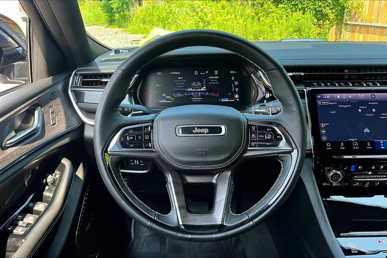 2023 Jeep Grand Cherokee 4xe Overland | Vented Leather | Panoroof | DEMO/SAVE Photo