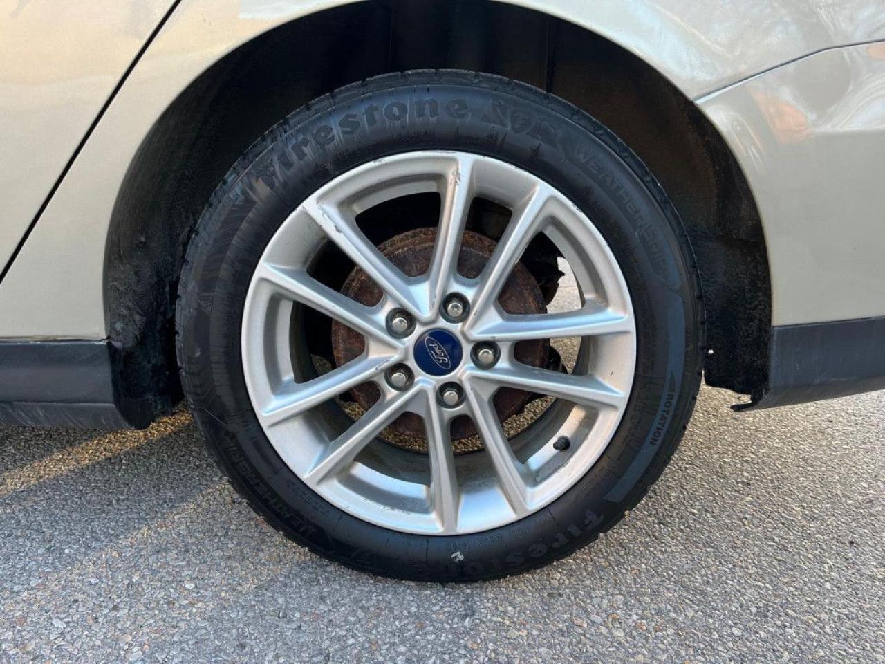 2016 Ford Focus SE | CLEAN CARFAX | BACK-UP CAM | BLUETOOTH | ALLOY WHEELS | - Photo #9