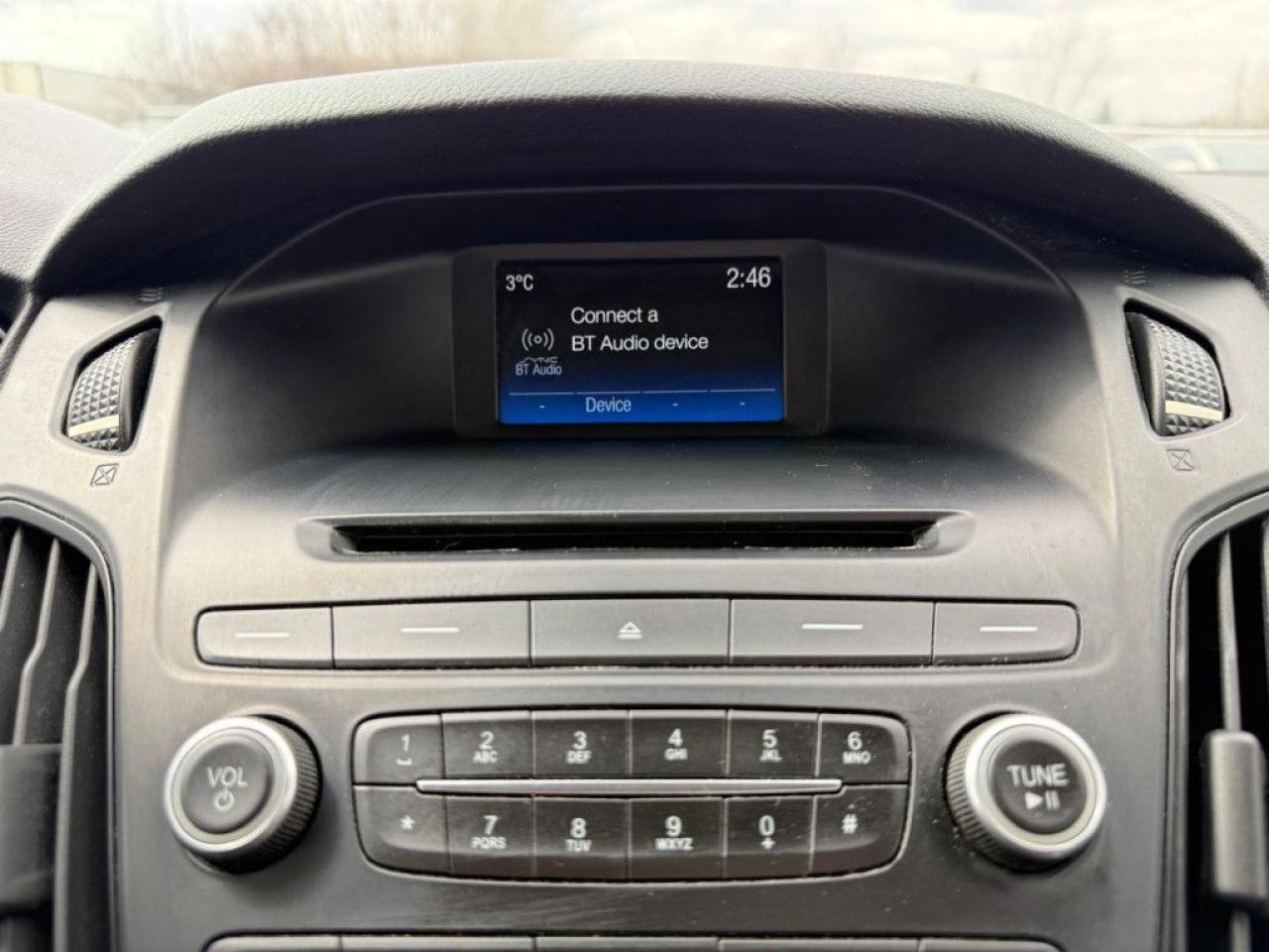 2016 Ford Focus SE | CLEAN CARFAX | BACK-UP CAM | BLUETOOTH | ALLOY WHEELS | - Photo #22