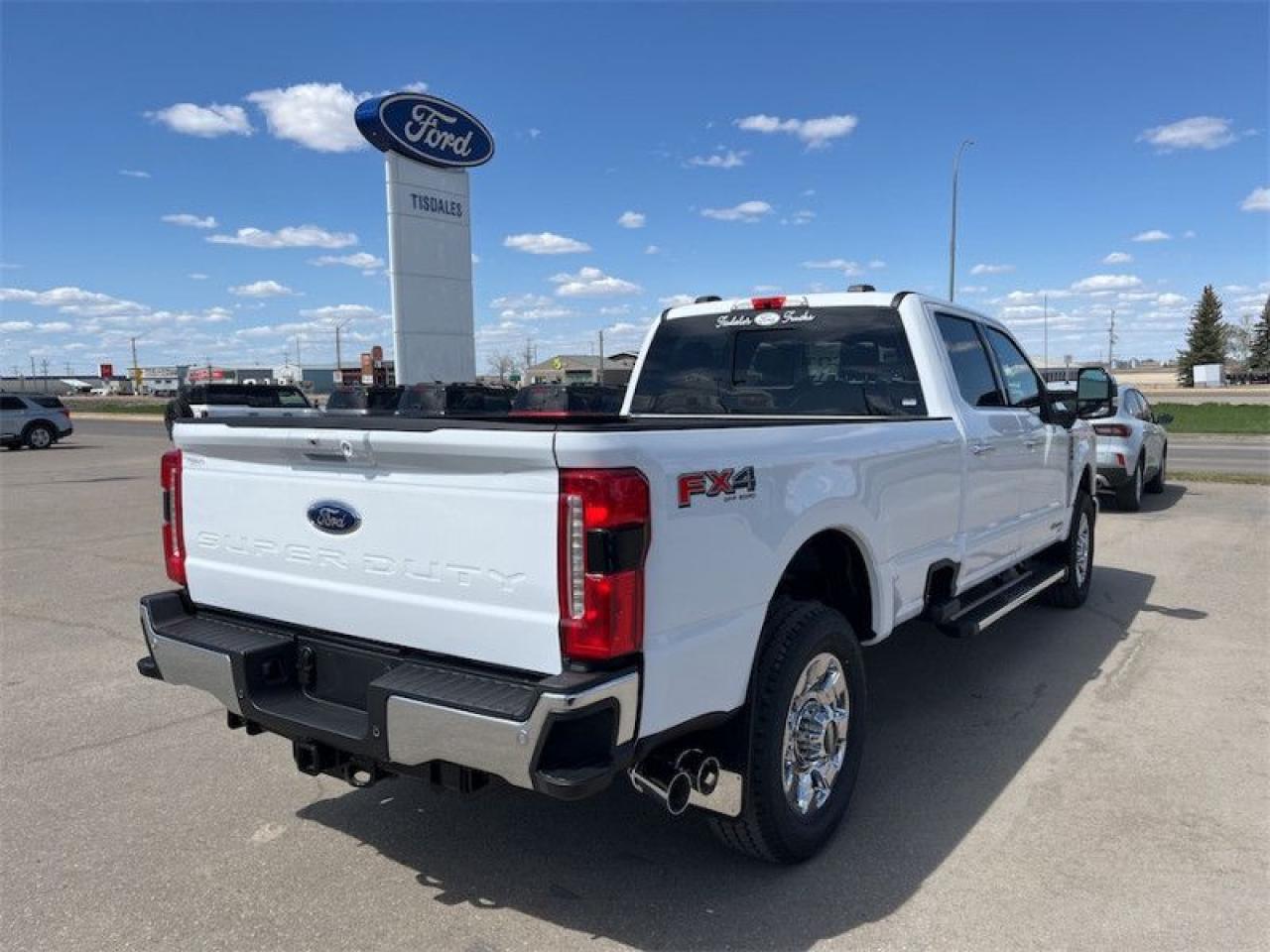 2025 Ford F-350 Super Duty LARIAT  - Tailgate Step Photo5