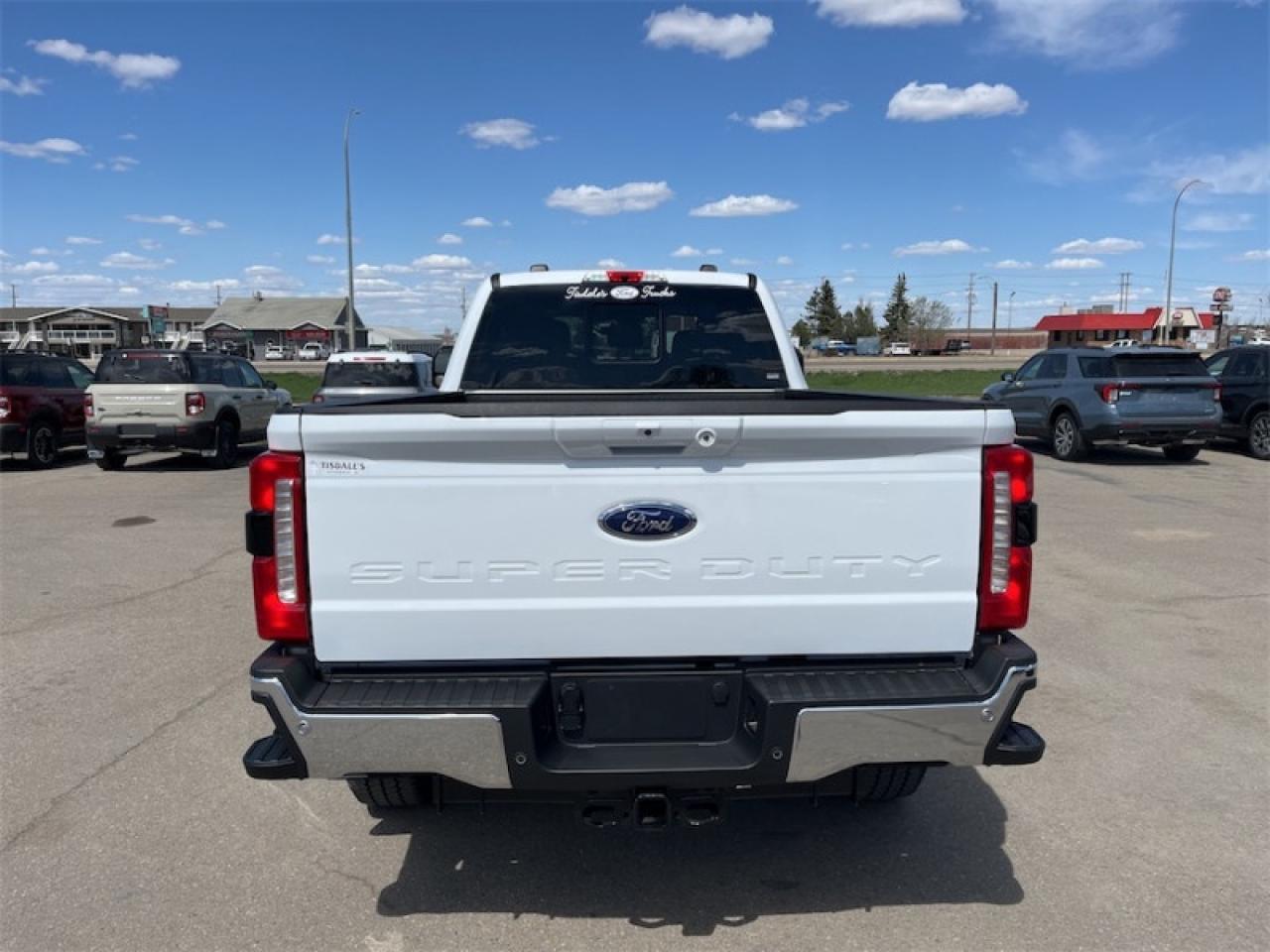2025 Ford F-350 Super Duty LARIAT  - Tailgate Step Photo5