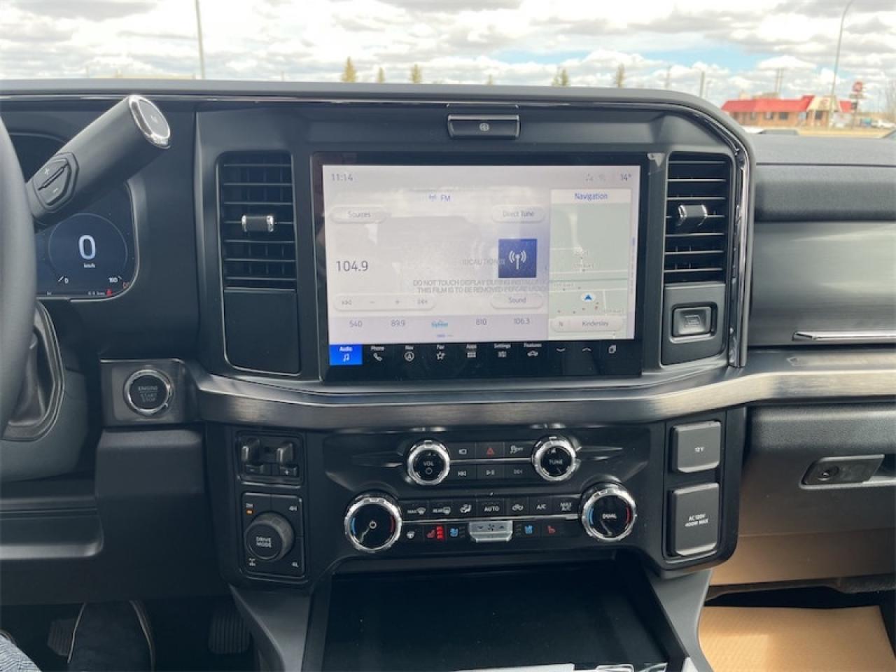 2025 Ford F-350 Super Duty LARIAT  - Running Boards Photo5