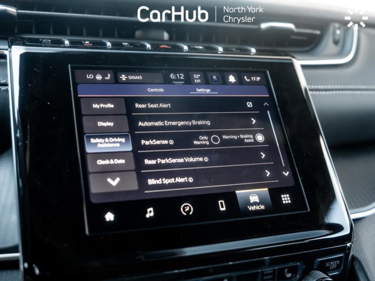 2025 Jeep Grand Cherokee L Laredo Luxury Tech Group I Remote Start Blind Spot Alert Active Lane Management Photo