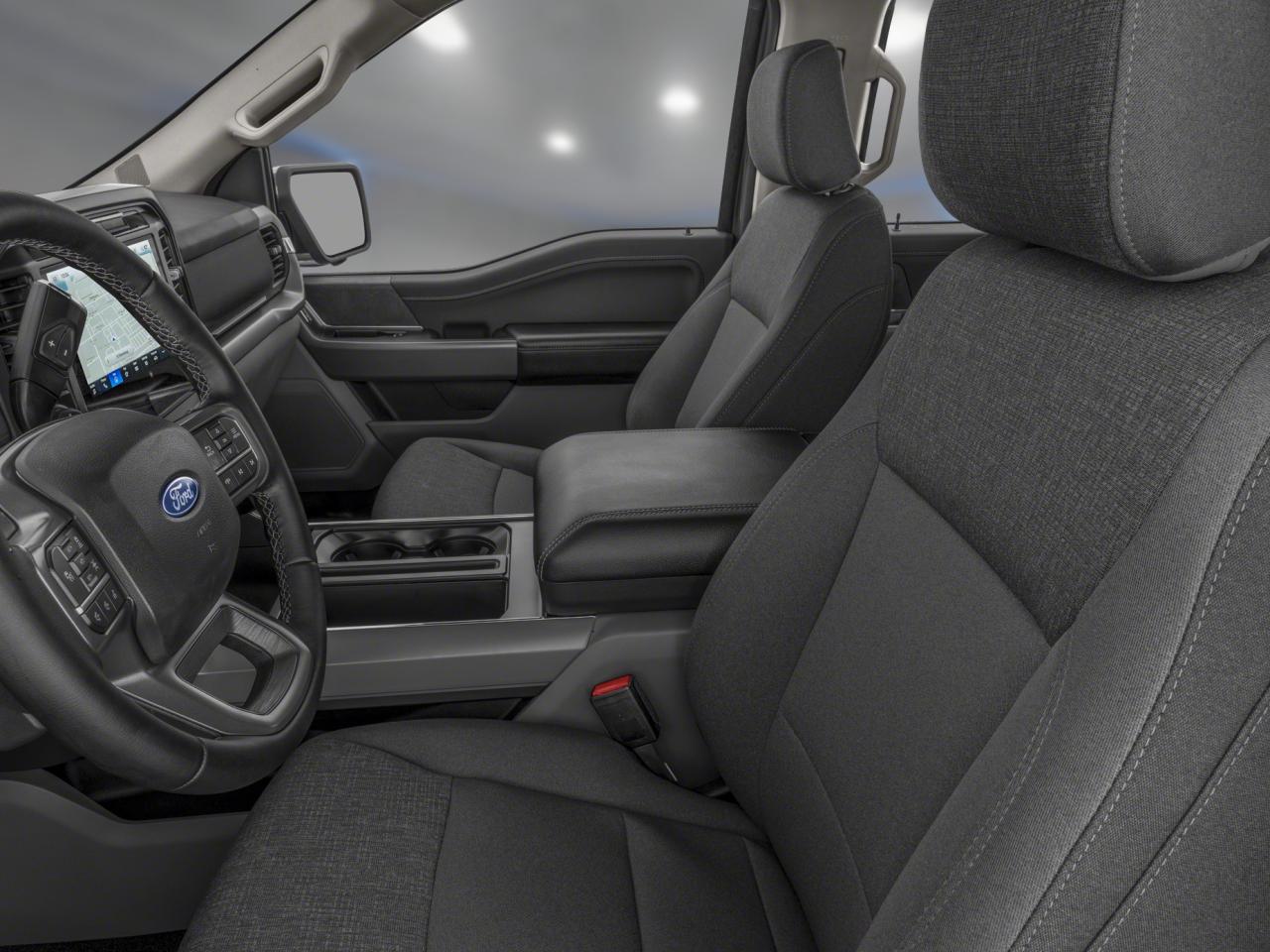 2025 Ford F-150 XLT Photo4