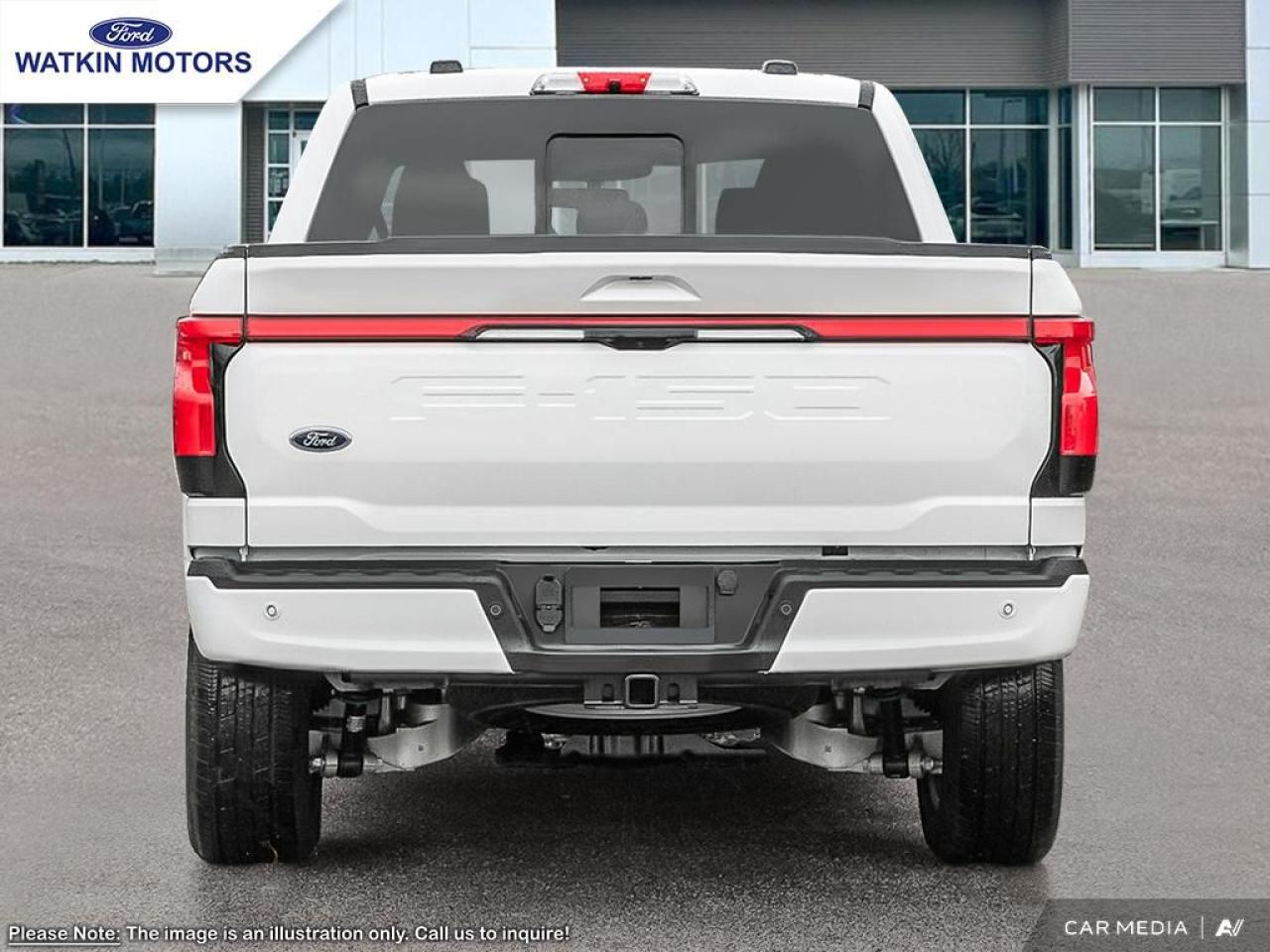 2025 Ford F-150 Lightning LARIAT Photo19