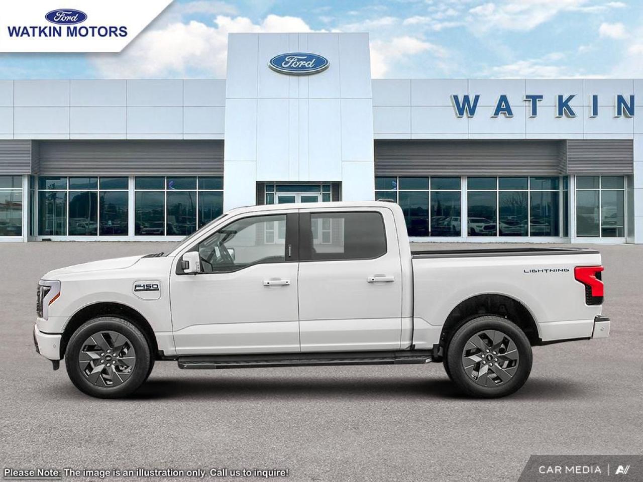2025 Ford F-150 Lightning LARIAT Photo2