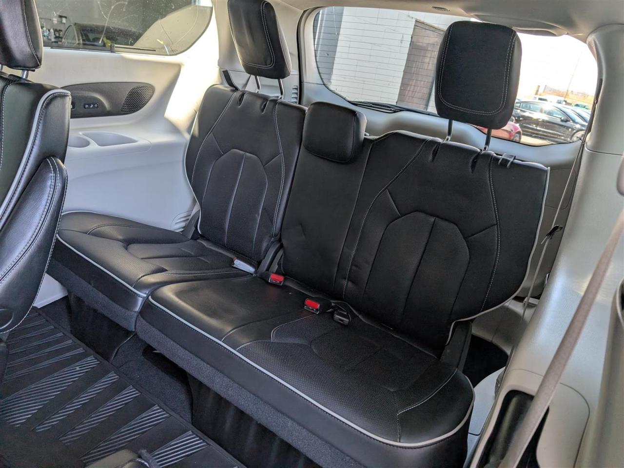 2022 Chrysler Pacifica LTD AWD - PANO ROOF - NAVI - DVD - TECH FEATURES