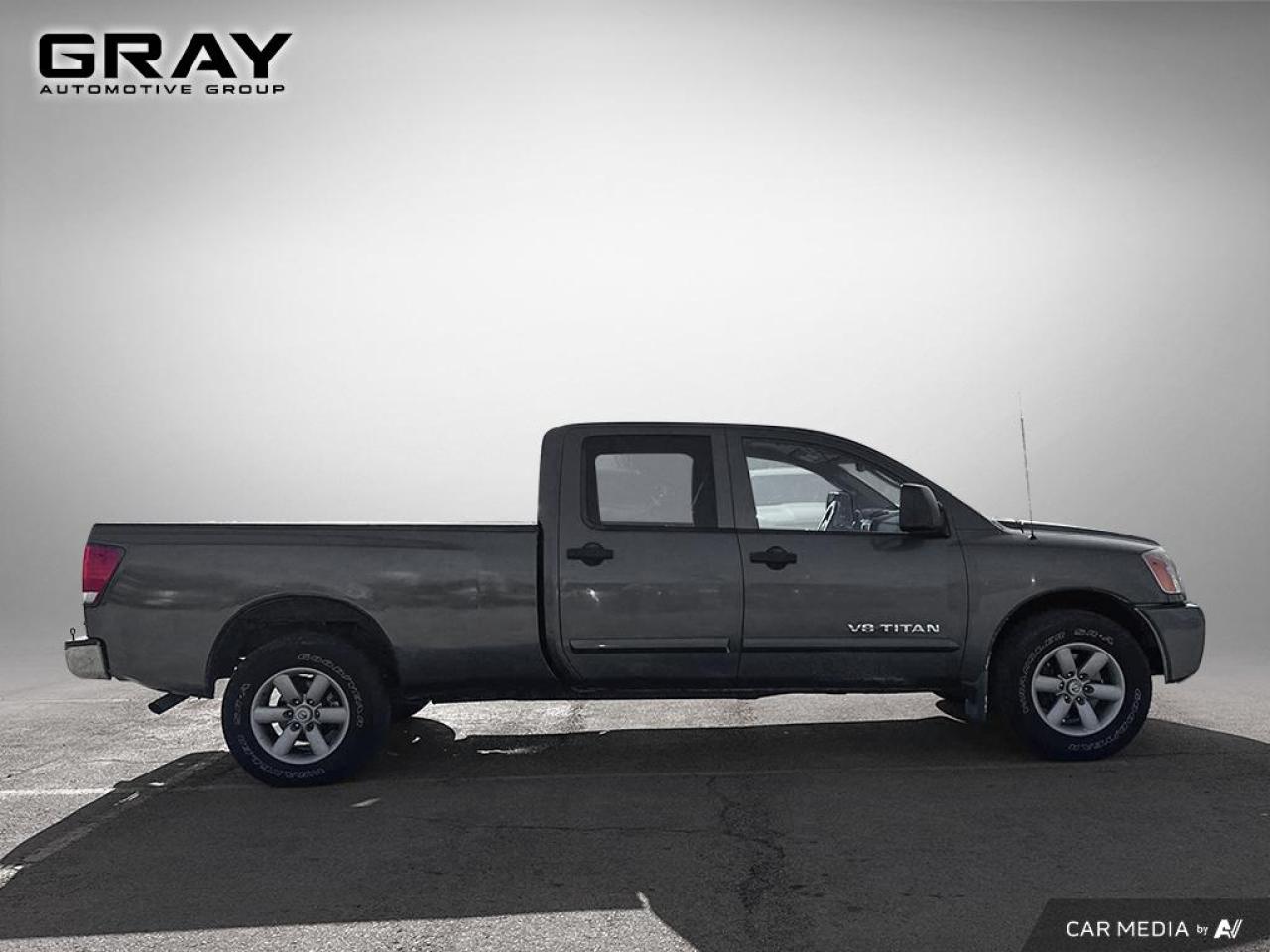 2011 Nissan Titan 5.6L V8/LEATHER/CREW/4x4 - Photo #6