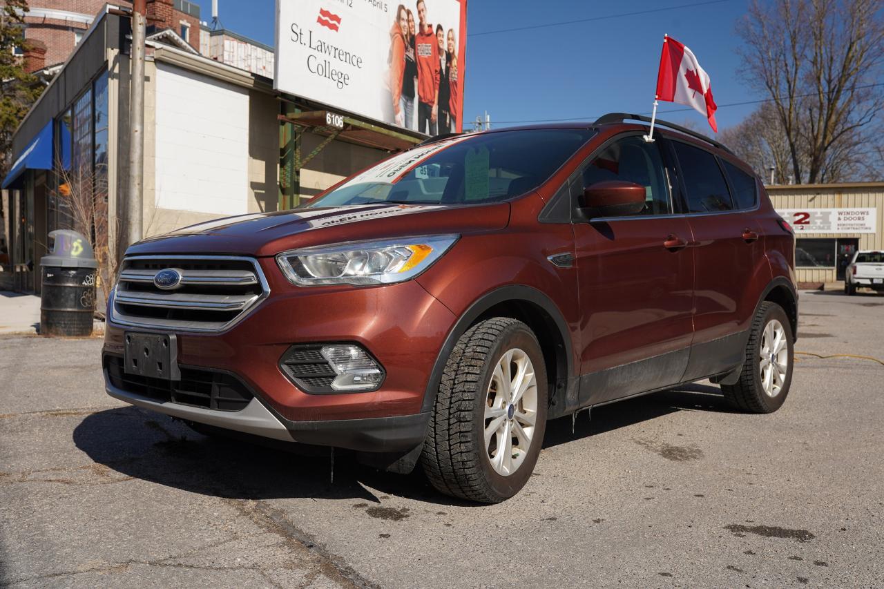 2018 Ford Escape SEL 4WD - Photo #3