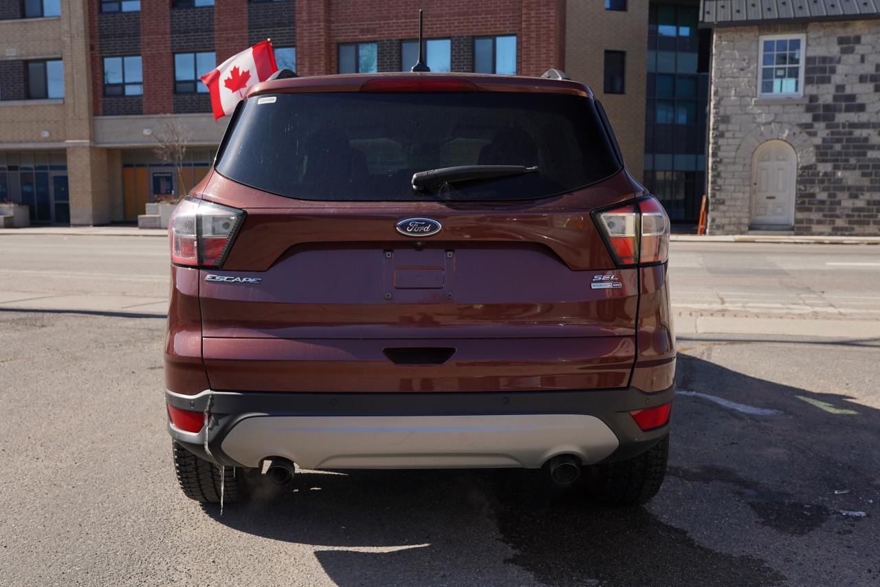 2018 Ford Escape SEL 4WD - Photo #5