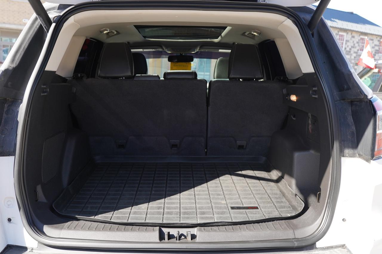 2018 Ford Escape Titanium 4WD - Photo #20