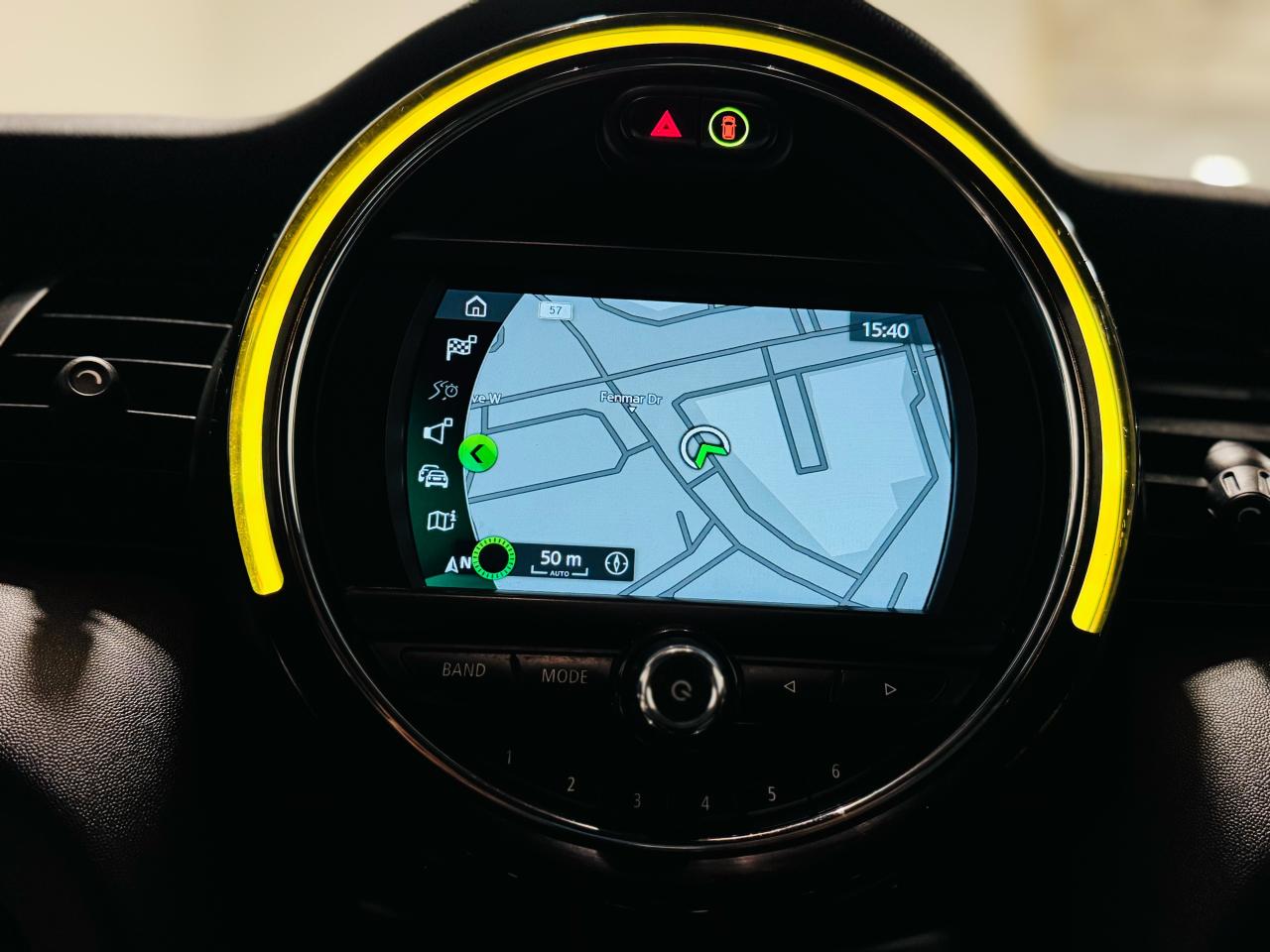 2021 MINI Cooper SE - Photo #11