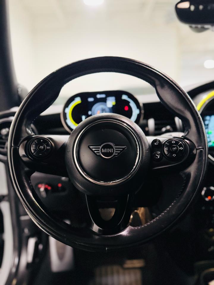 2021 MINI Cooper SE - Photo #9