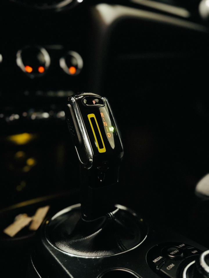 2021 MINI Cooper SE - Photo #13