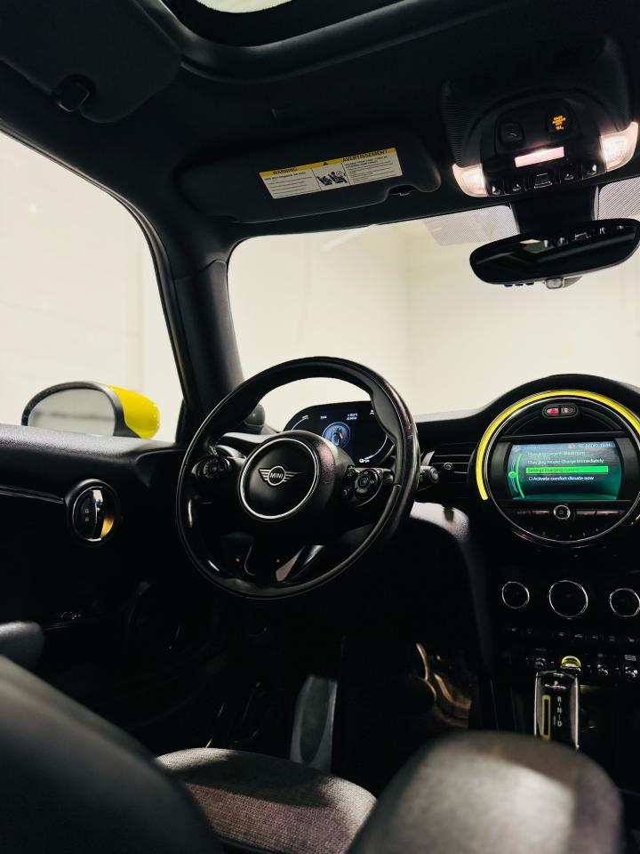 2021 MINI Cooper SE - Photo #24