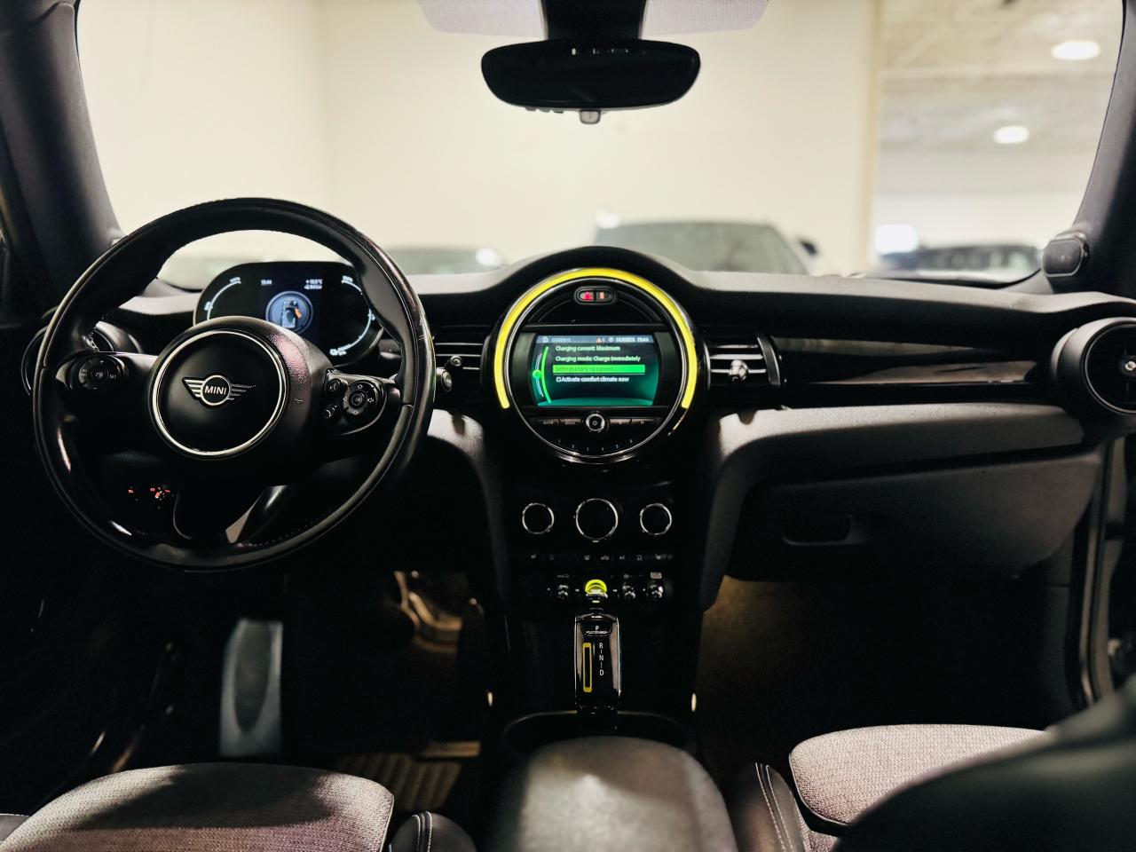 2021 MINI Cooper SE - Photo #23