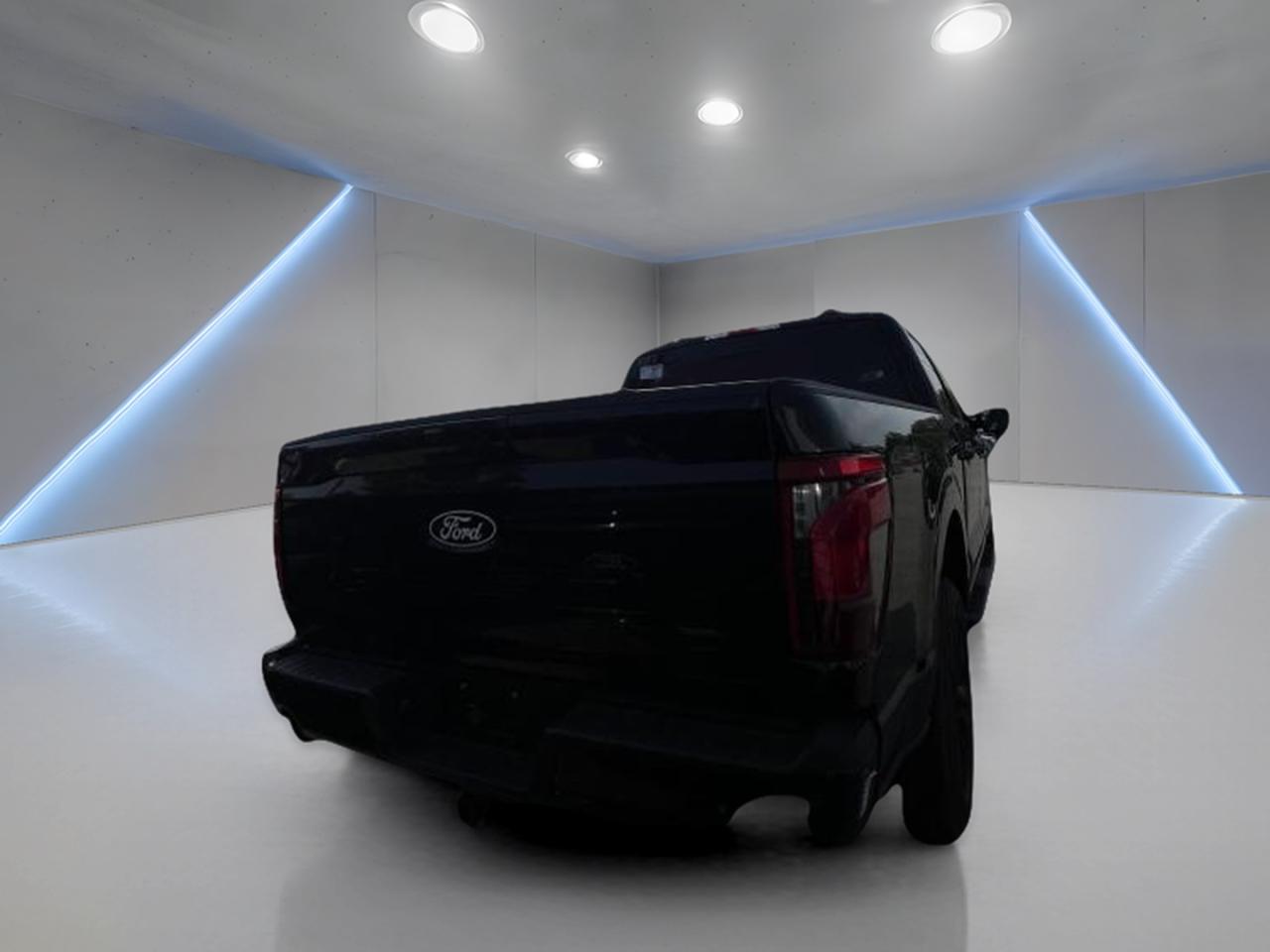 2025 Ford F-150 Hybrid XLT Photo