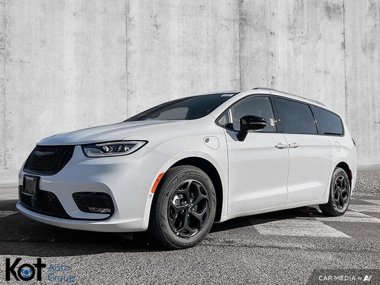Used 2024 Chrysler Pacifica Hybrid PREMIUM S APPEARANCE for sale in Kelowna, BC