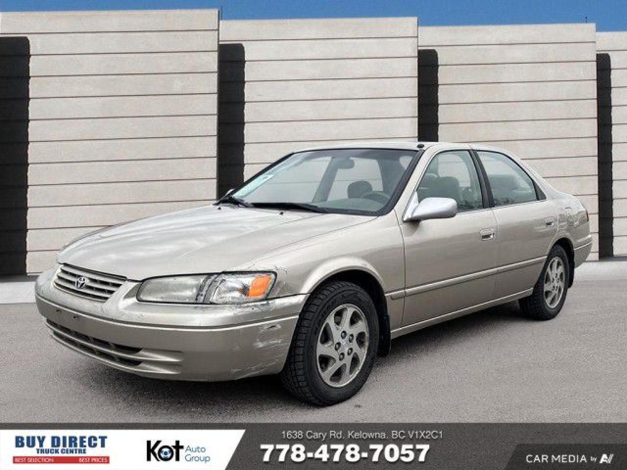 Used 1998 Toyota Camry XLE AUTO, AUTO WINDOWS, FABRIC SEATS, SUNROOF,, AFTER MARKET STEREO!!! for sale in Kelowna, BC