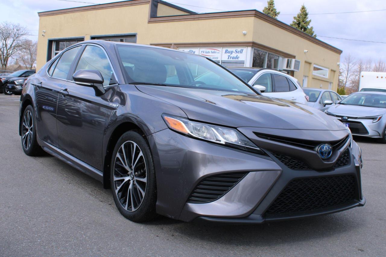 2020 Toyota Camry Hybrid SE Auto - Photo #1