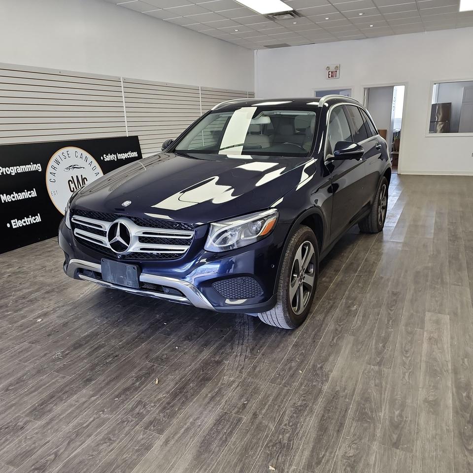 2017 Mercedes-Benz GL-Class GLC 300 - Photo #1
