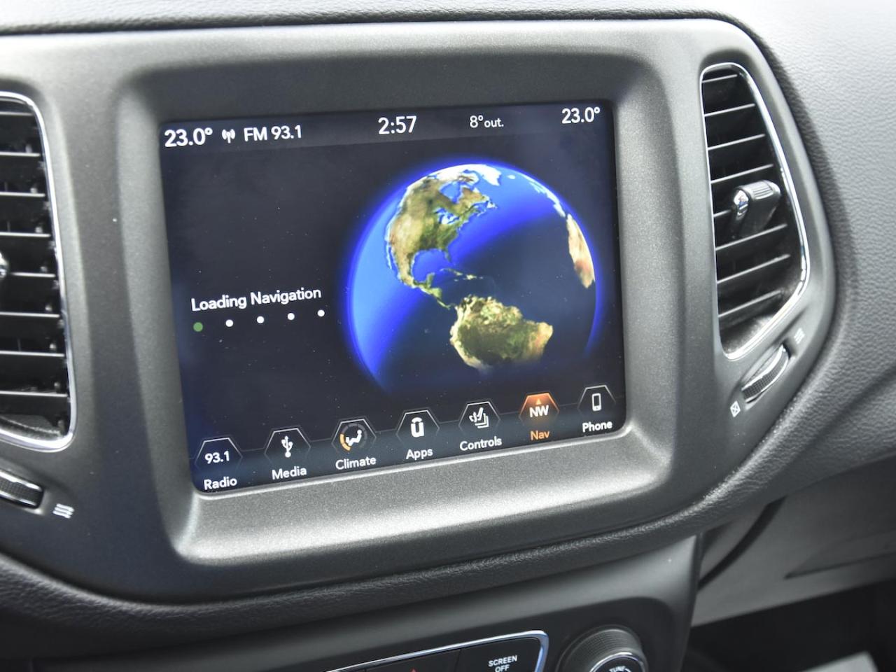 2018 Jeep Compass Trail Hawk - Photo #8