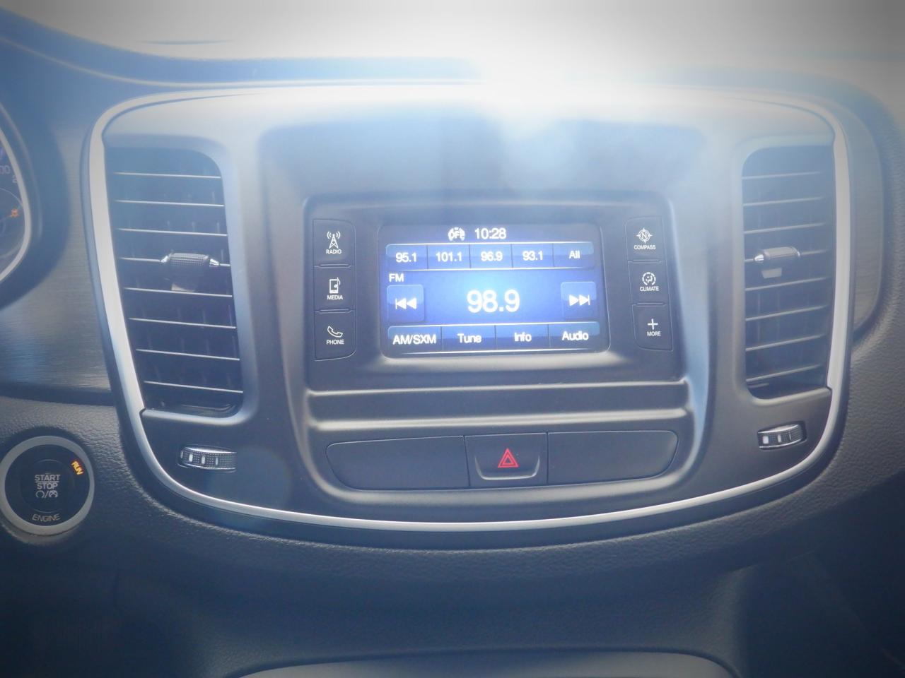 2015 Chrysler 200 Limited - Photo #5