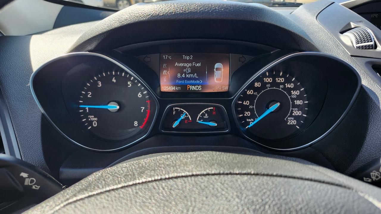 2018 Ford Escape SE 4WD Bu Cam, Htd seats, Blth - Photo #10