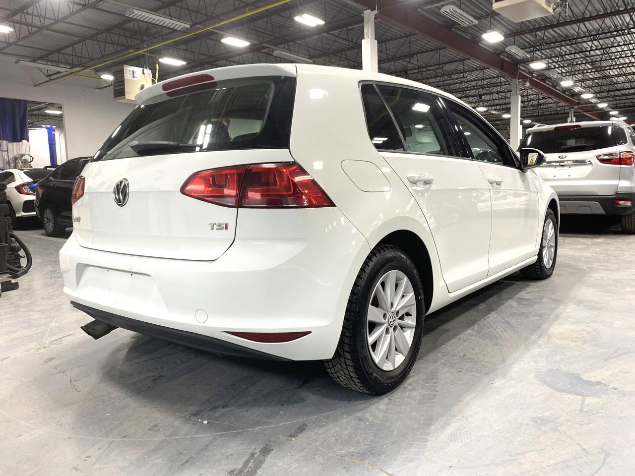 2016 Volkswagen Golf Highline - Photo #5
