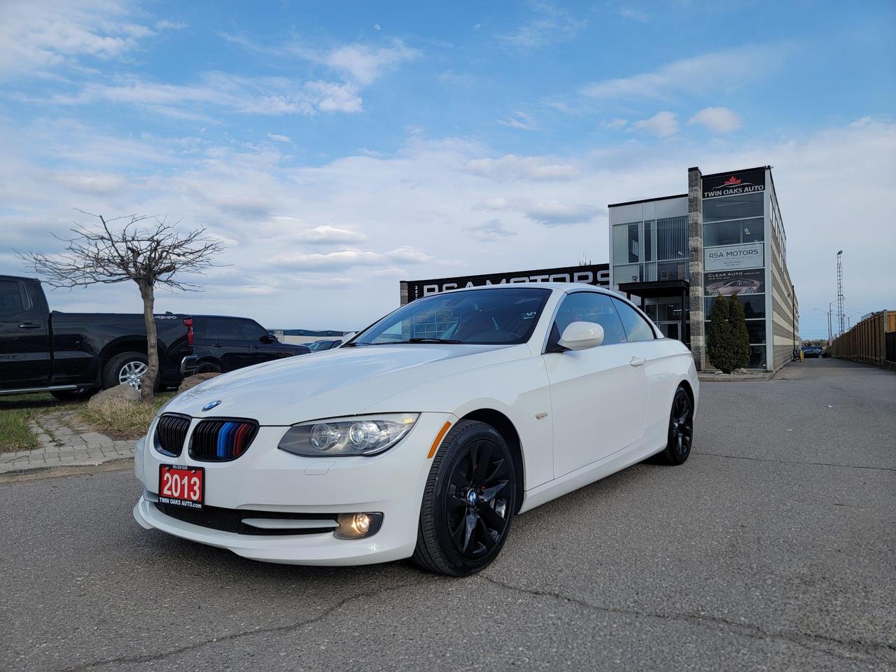 2013 BMW 3 Series 2Dr 328i | 6 SPEED | CLEAN | Convertable Hardtop - Photo #1