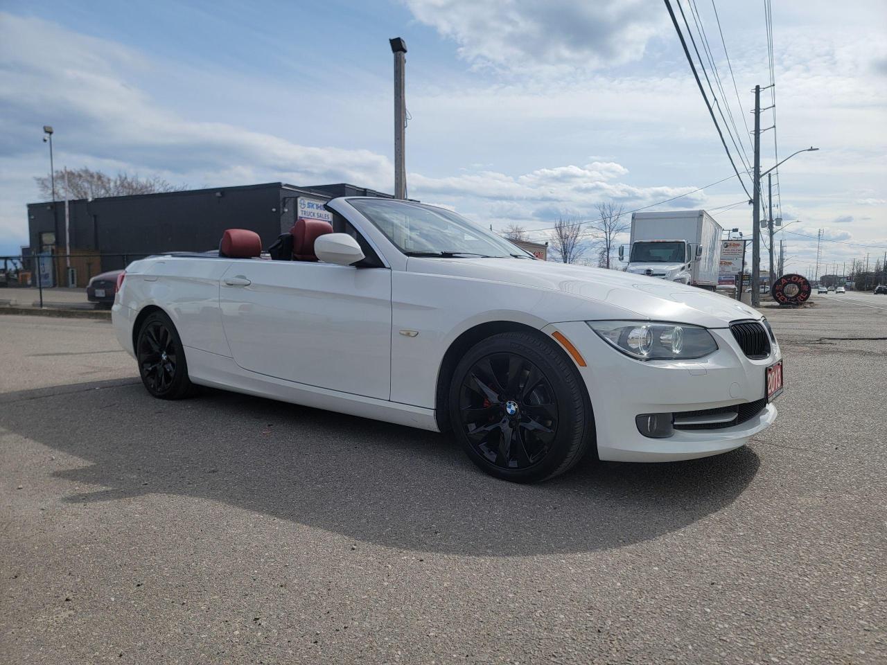 2013 BMW 3 Series 2Dr 328i | 6 SPEED | CLEAN | Convertable Hardtop Photo2