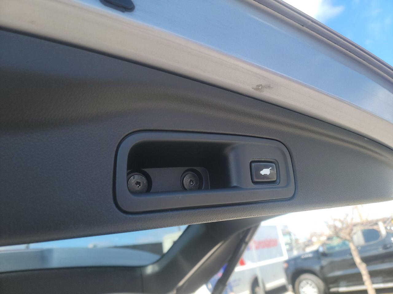 2016 Honda Pilot Touring - Photo #17
