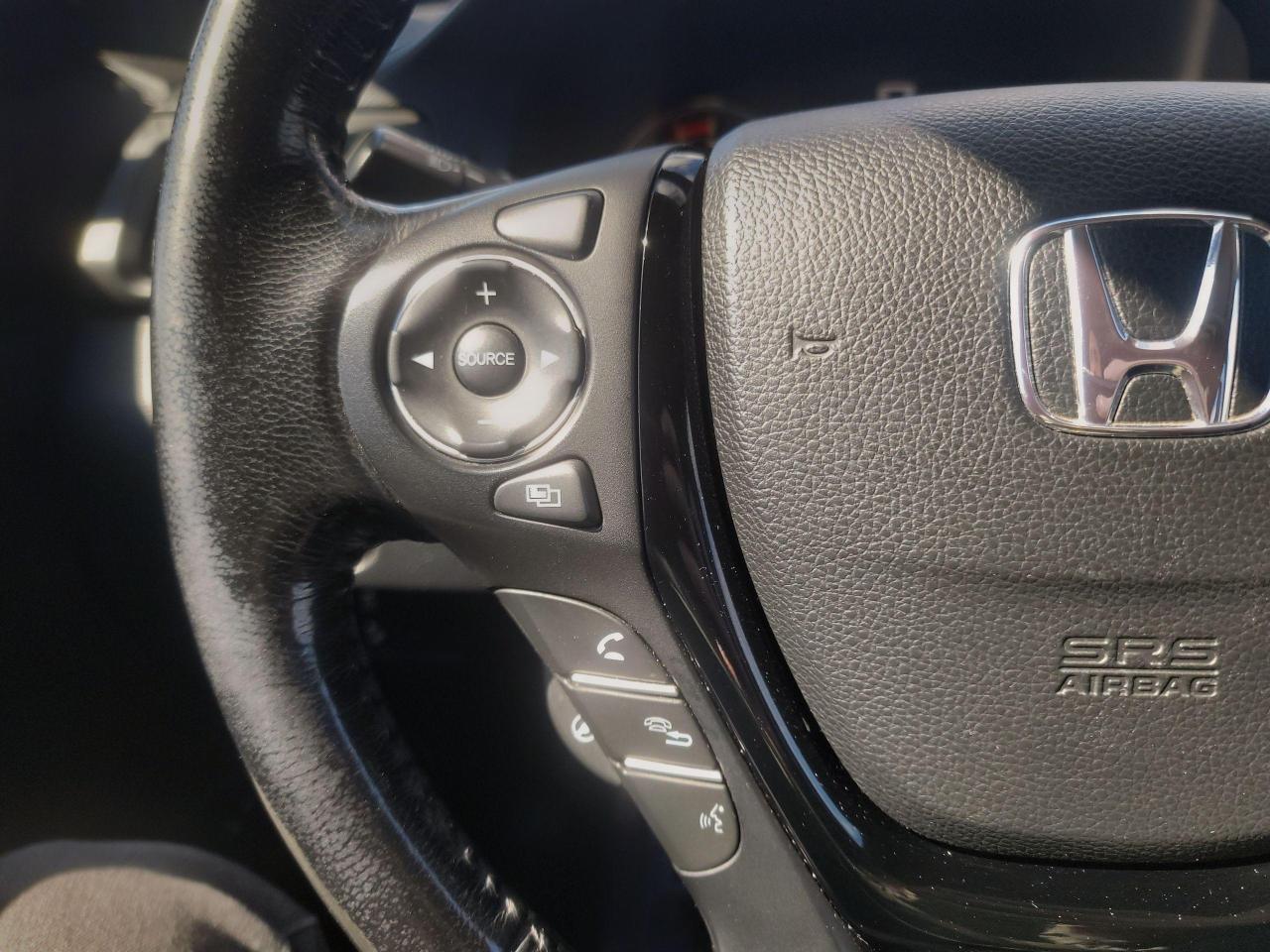 2016 Honda Pilot Touring - Photo #21