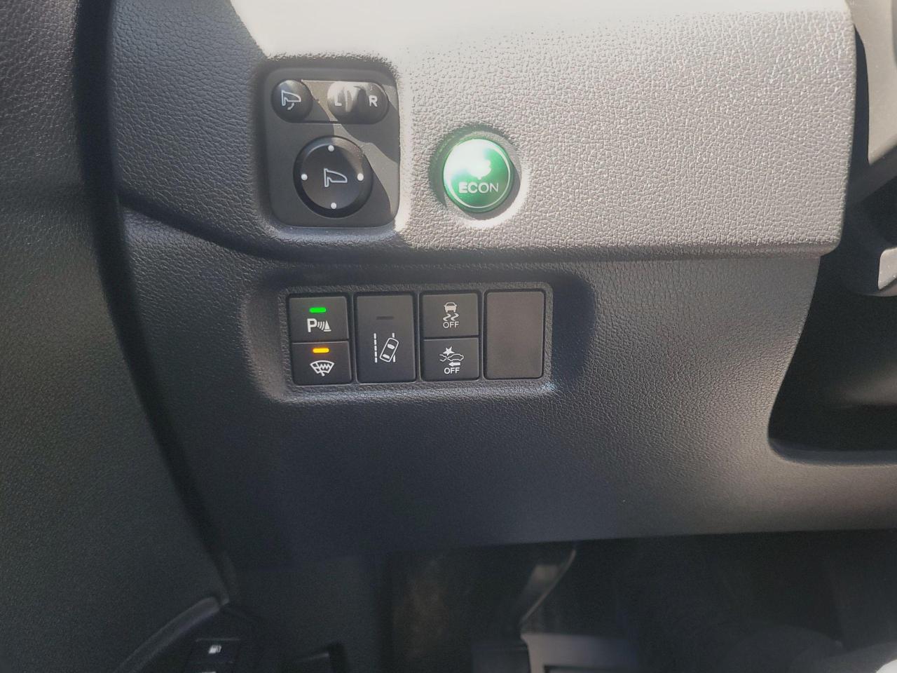 2016 Honda Pilot Touring - Photo #24