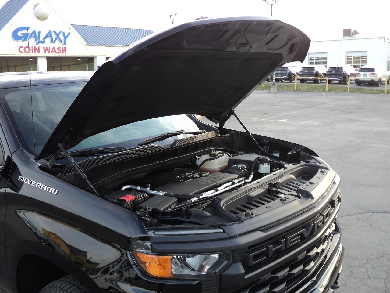 2023 Chevrolet Silverado 1500 Custom CrewCab 4x4 2.7L4cylGas 6'7"Box BackUpCam - Photo #25