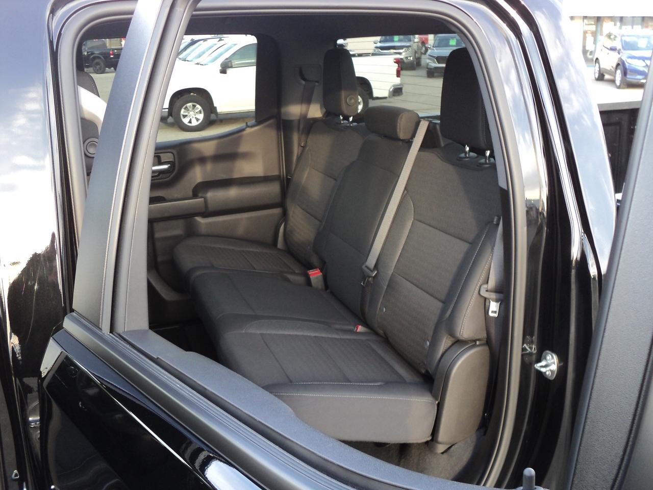 2023 Chevrolet Silverado 1500 Custom CrewCab 4x4 2.7L4cylGas 6'7"Box BackUpCam - Photo #13
