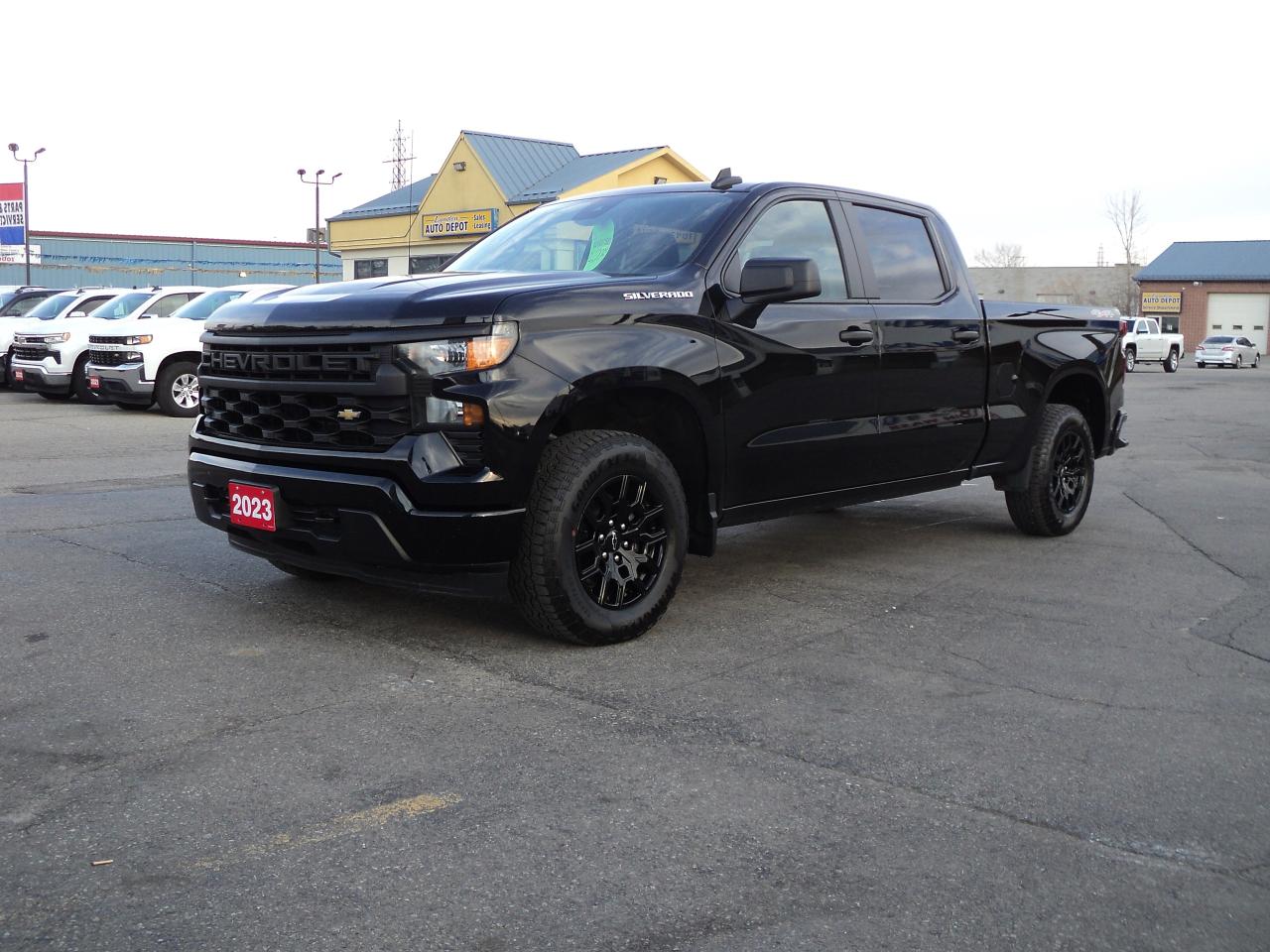 2023 Chevrolet Silverado 1500 Custom CrewCab 4x4 2.7L4cylGas 6'7"Box BackUpCam - Photo #1