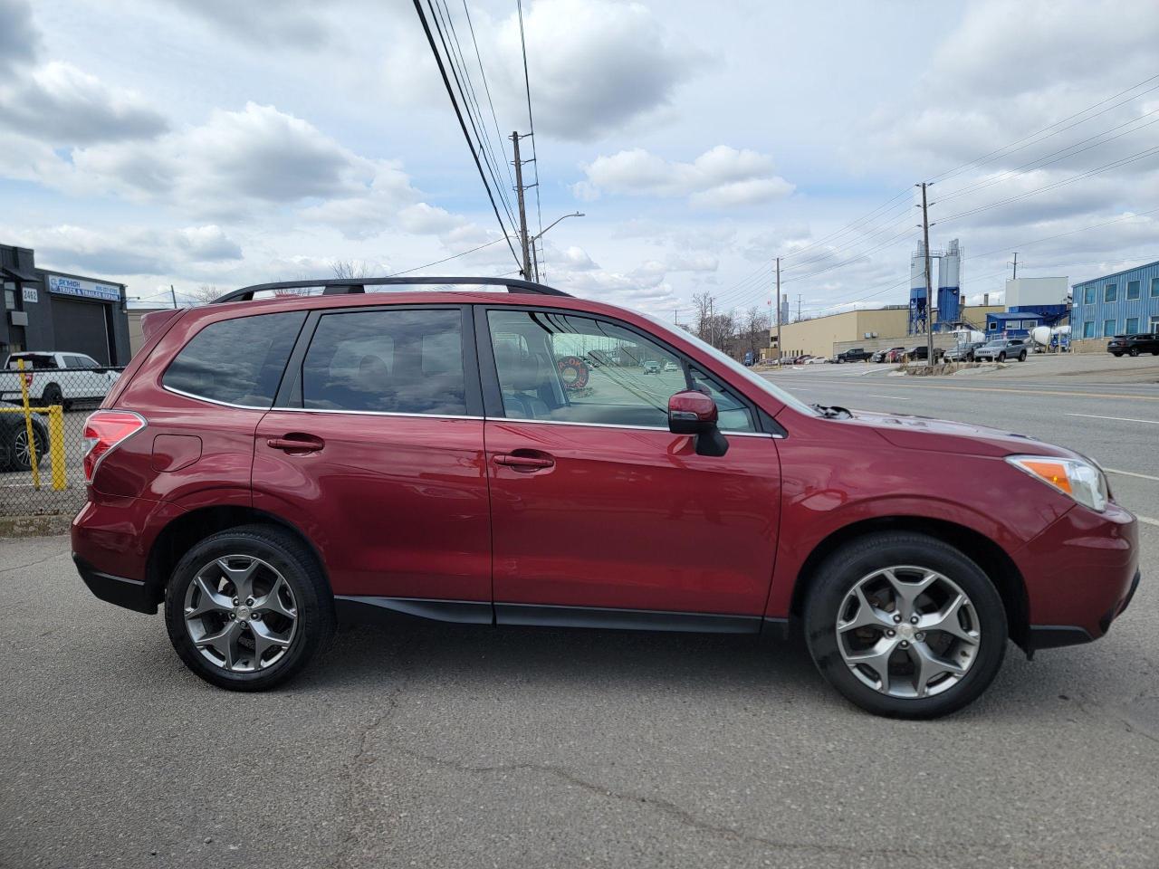 2016 Subaru Forester 5dr Wgn CVT 2.5i Limited w/Tech Pkg - Photo #4