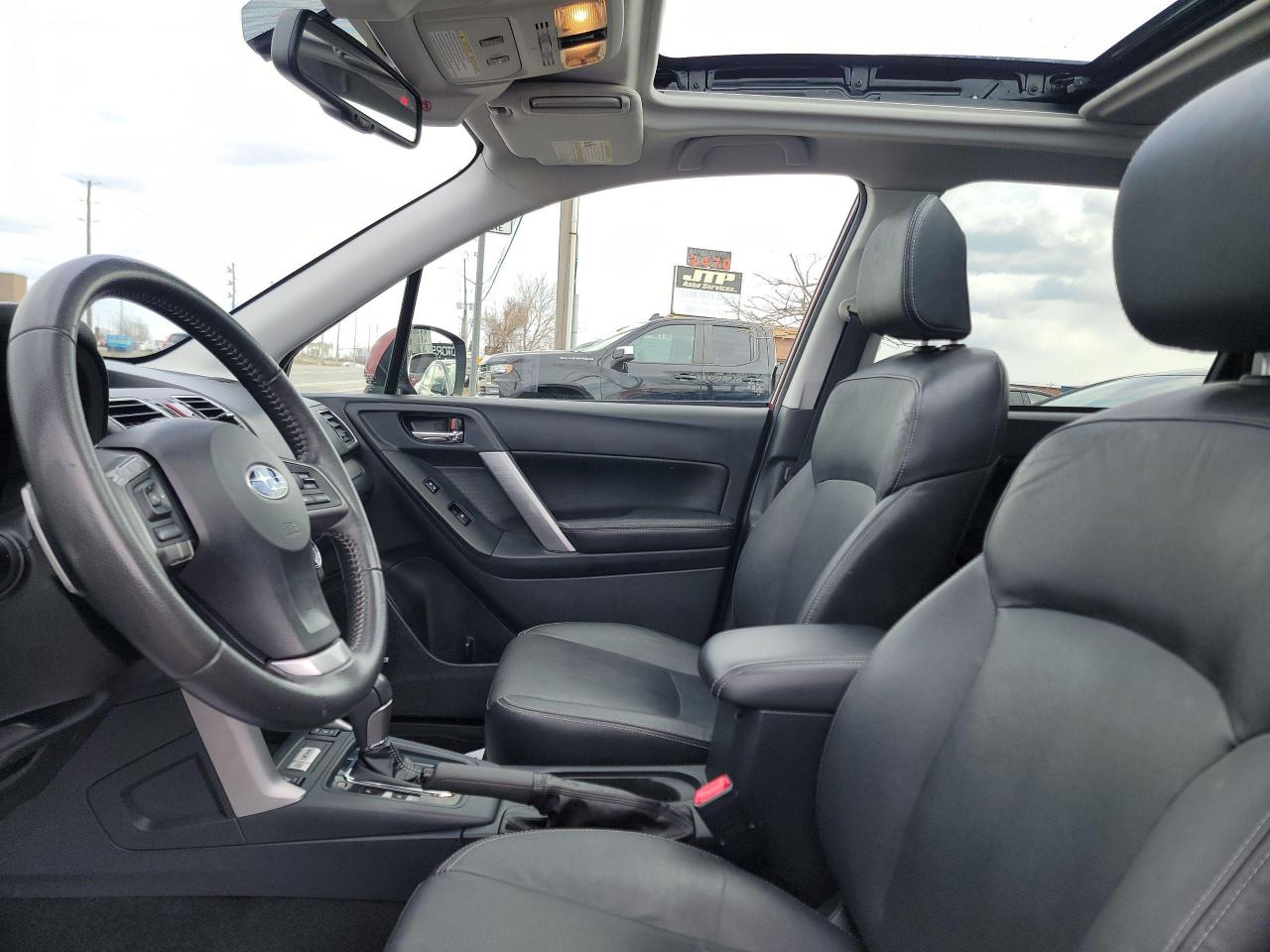 2016 Subaru Forester 5dr Wgn CVT 2.5i Limited w/Tech Pkg - Photo #11