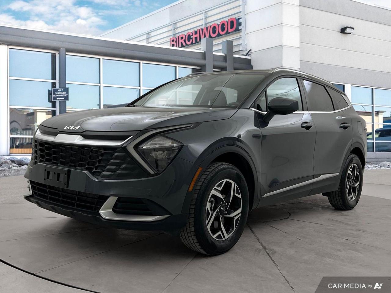Used 2023 Kia Sportage LX Clean CARFAX | Heated Seats | BackUp Cam for sale in Winnipeg, MB