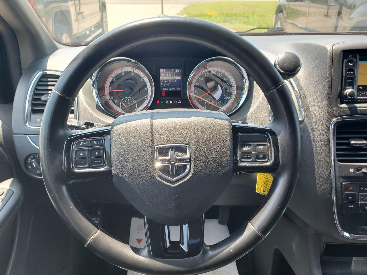 2020 Dodge Grand Caravan PREMIUM PLUS - Photo #7
