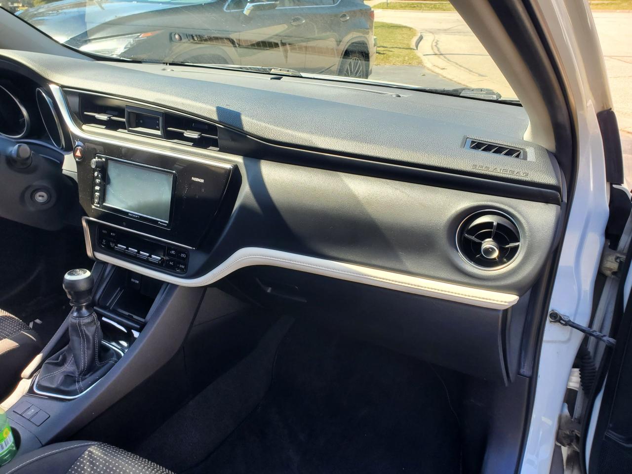 2016 Scion iM  - Photo #5