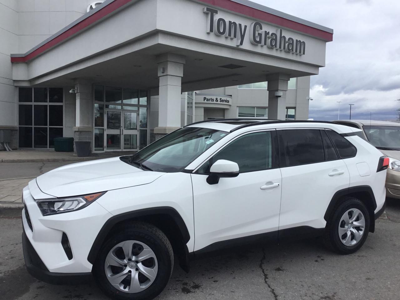 Used 2020 Toyota RAV4 XLE for sale in Ottawa, ON