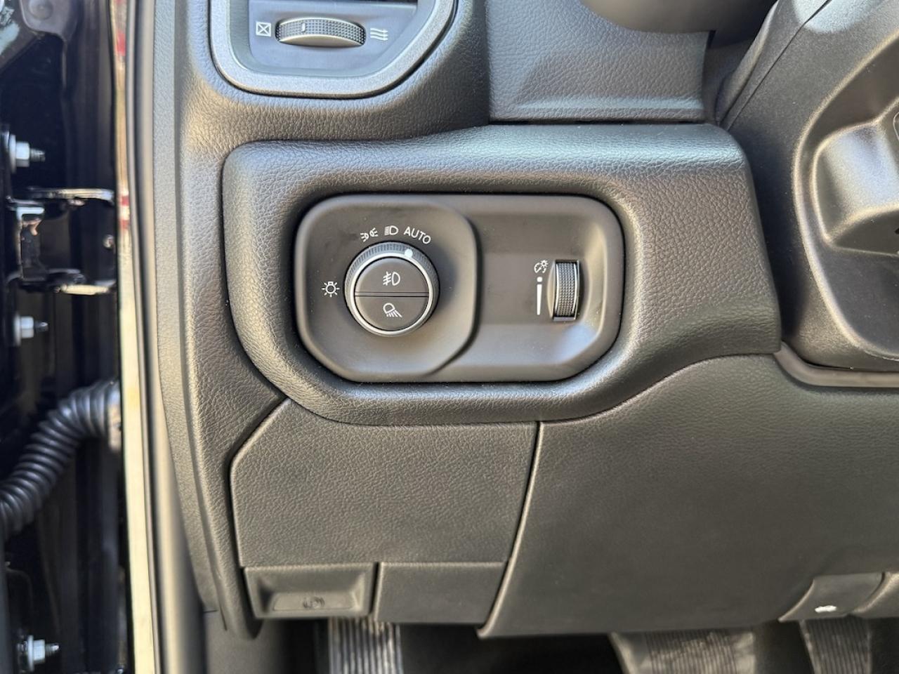 12395367